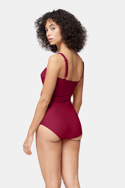 Nathalie Schweizer Bademode