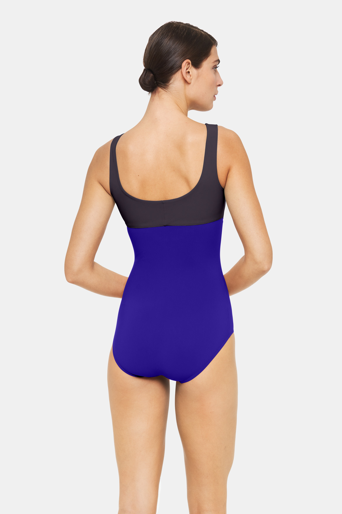 Nathalie Schweizer Bademode