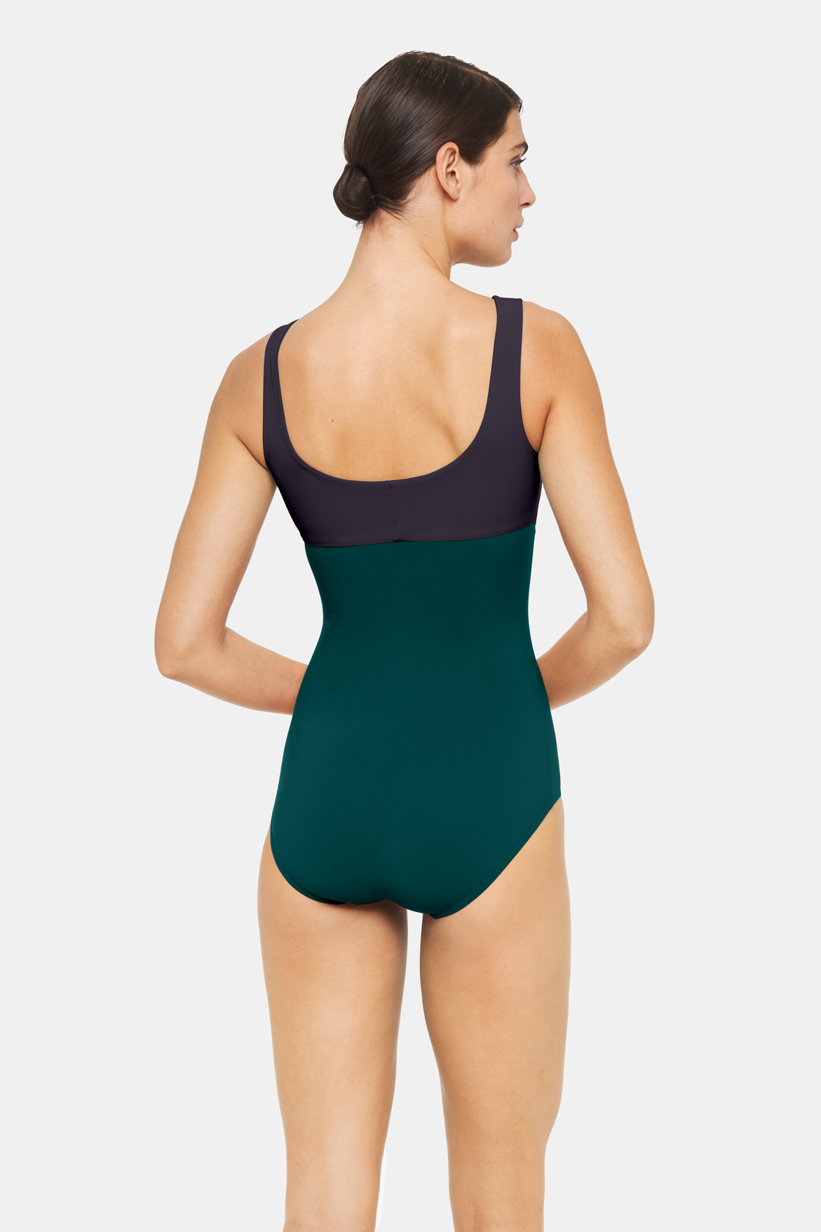 Nathalie Schweizer Bademode